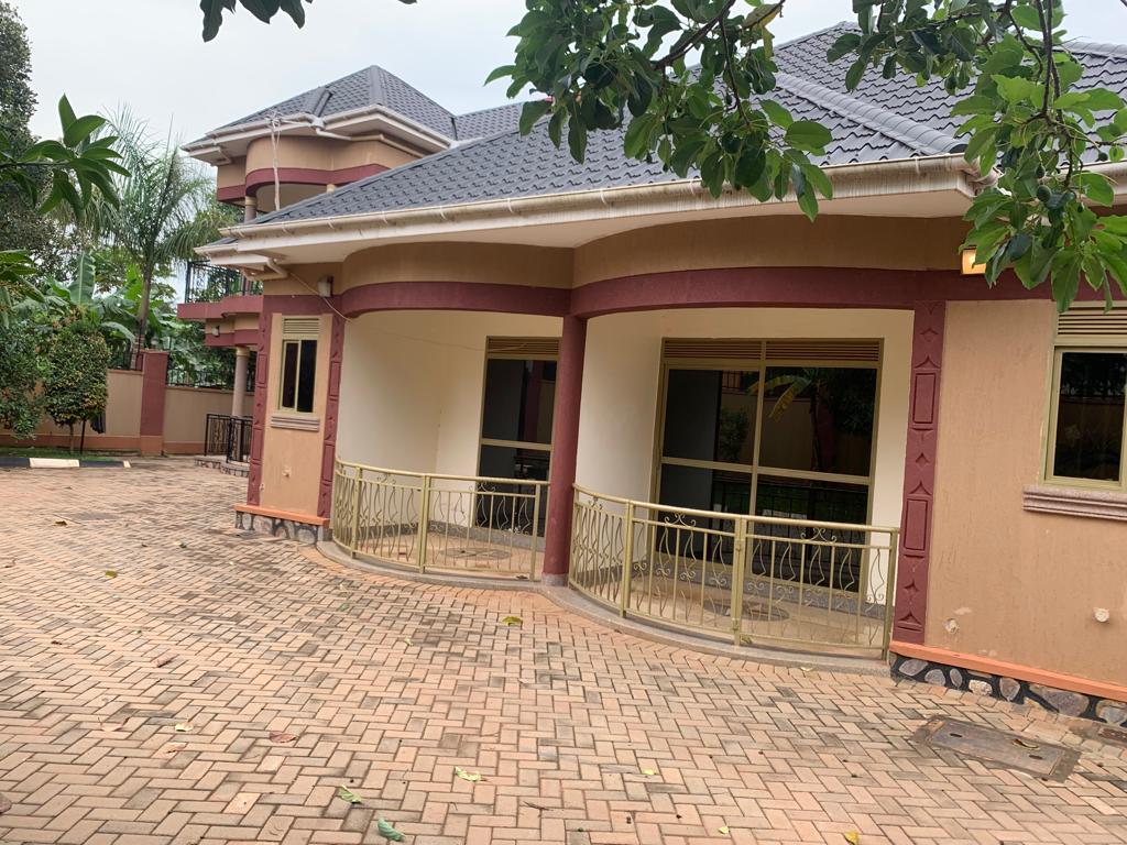 WhatsApp Image 2022-05-03 at 10.51.19 AM.jpeg